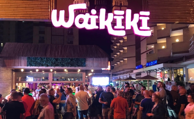 waikiki-bar