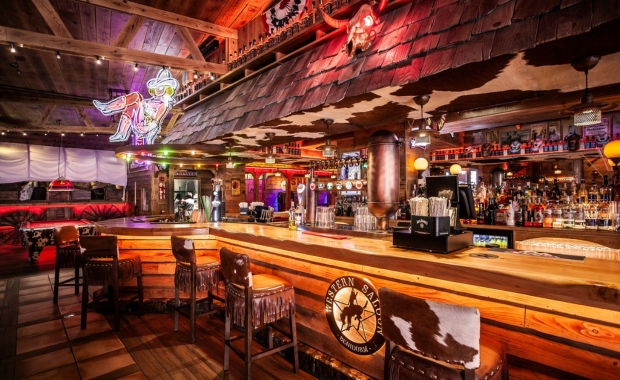 best-bars-in-benidorm-for-a-stag-do