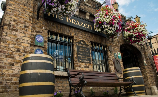 The exterior of The Brazen Head 